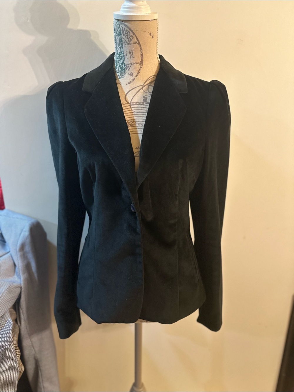 LaRok Black Open-Back Blazer with Red Velvet Bow